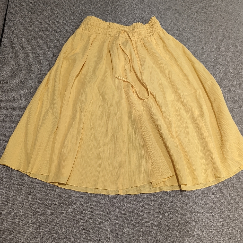 Loft midi yellow skirt